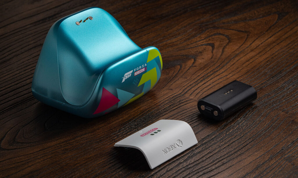 Forza Horizon 6 Edition 8BitDo Charging Dock for Xbox Wireless Controllers